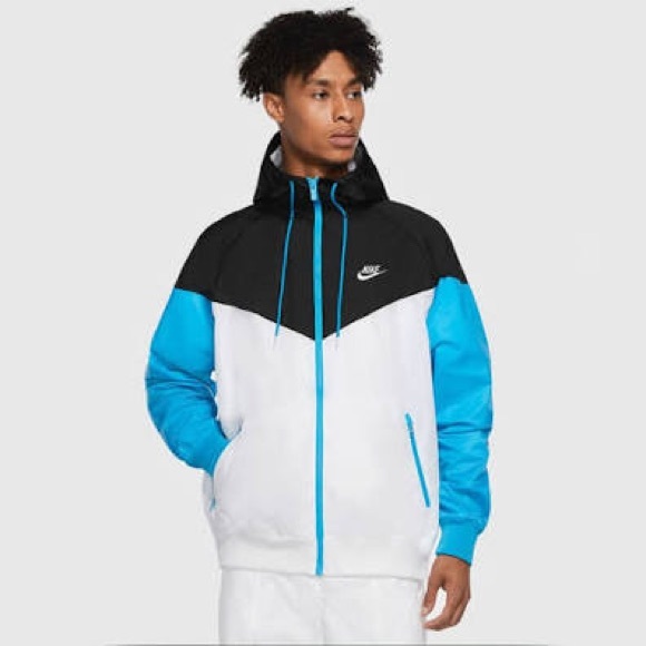 Nike Sportswear Heritage Windrunner Hooded Windbreaker  Jacket - Picture 1 of 8